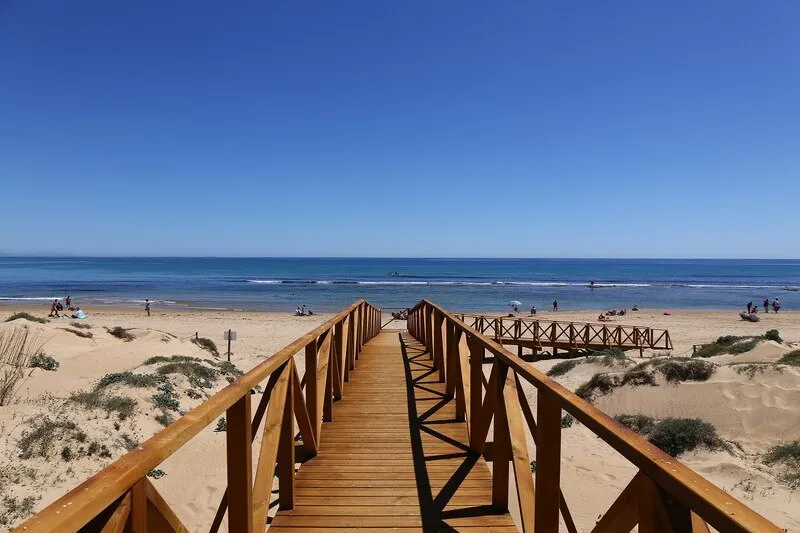 Viaje a la playa! Entreno para el triatlón en La Mata: bici, carrera, natación y playa