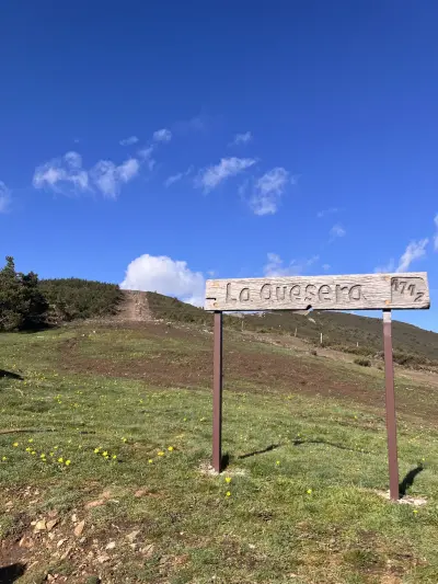 Pico del Lobo (2.274 m) desde el Puerto de la Quesera – Ruta ida y vuelta